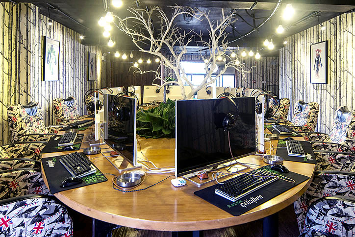 案例賞析|網(wǎng)咖——休閑娛樂(lè)空間的全新演繹(圖7) 案例賞析|網(wǎng)咖——休閑娛樂(lè)空間的全新演繹(圖7)